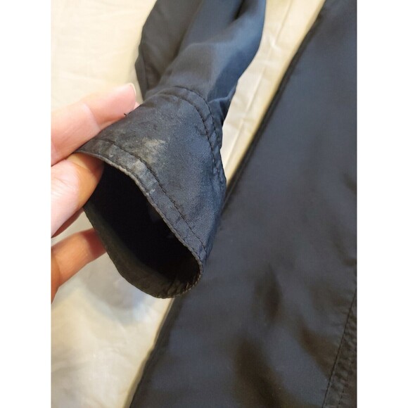 Womens Silk Blouse Sz M Lighweight Button Close Long Sleeve Chest Pocket DG2 - Picture 7 of 11